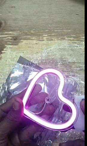Heart Shaped Car Window Light with Suction Cups Solar Powered